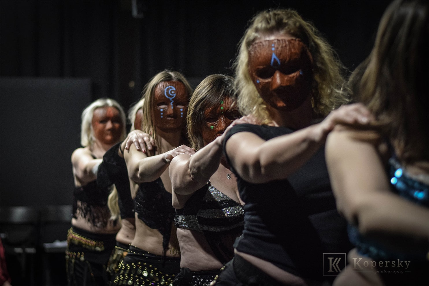 Zdjęcie – Kobiety w maskach